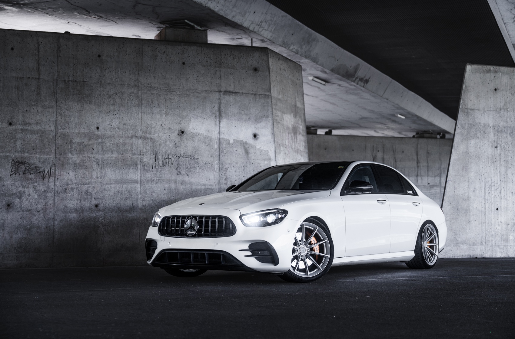 Vesser VSR2 on Mercedes E Class — Raw Satin Clear Elegance article image